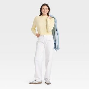 BNWT butter yellow cropped sweater in size XXL